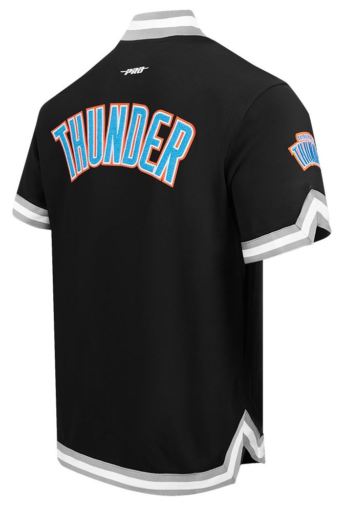 Pro Standard Men's Oklahoma City Thunder Black Classic Warm Up Jacket product image