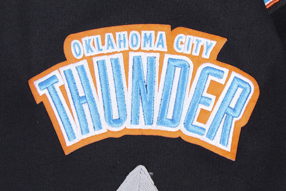 Pro Standard Men's Oklahoma City Thunder Black Classic Warm Up Jacket product image