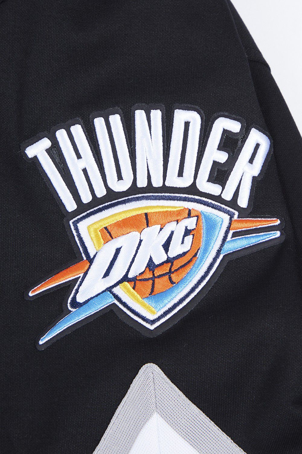 Pro Standard Men's Oklahoma City Thunder Black Classic Warm Up Jacket product image