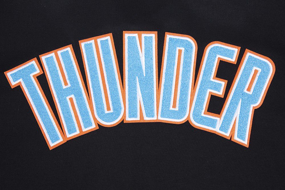 Pro Standard Men's Oklahoma City Thunder Black Classic Warm Up Jacket product image