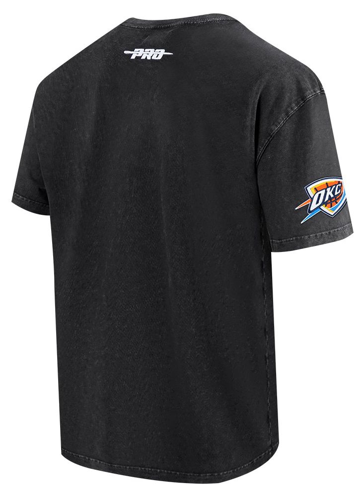Pro Standard Men's Oklahoma City Thunder Black Fire And Roses Washed T-Shirt product image