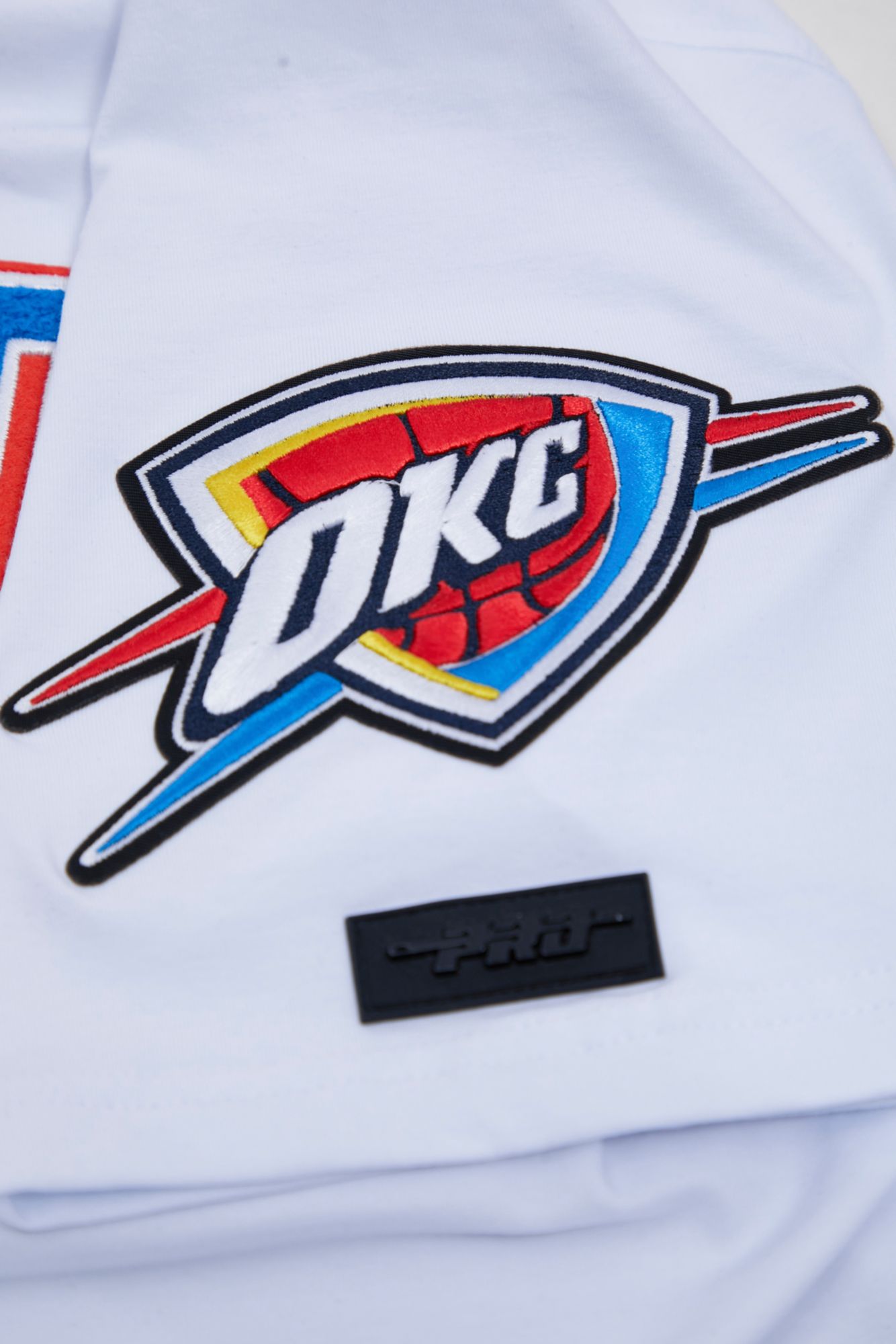 Pro Standard Men's Oklahoma City Thunder Black Classic Chenille T-Shirt product image