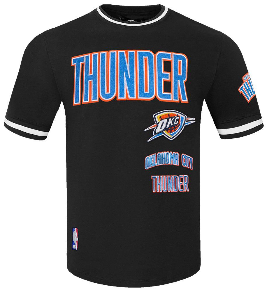Pro Standard Men's Oklahoma City Thunder Black Retro Classic Short Sleeve T-Shirt product image