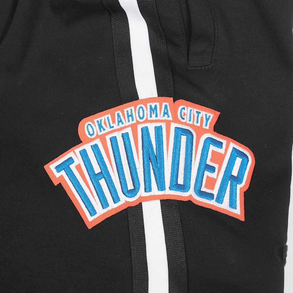 Pro Standard Men's Oklahoma City Thunder Black Classic Chenille Shorts product image