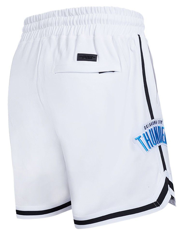 Pro Standard Men's Oklahoma City Thunder Black Classic Chenille Shorts product image