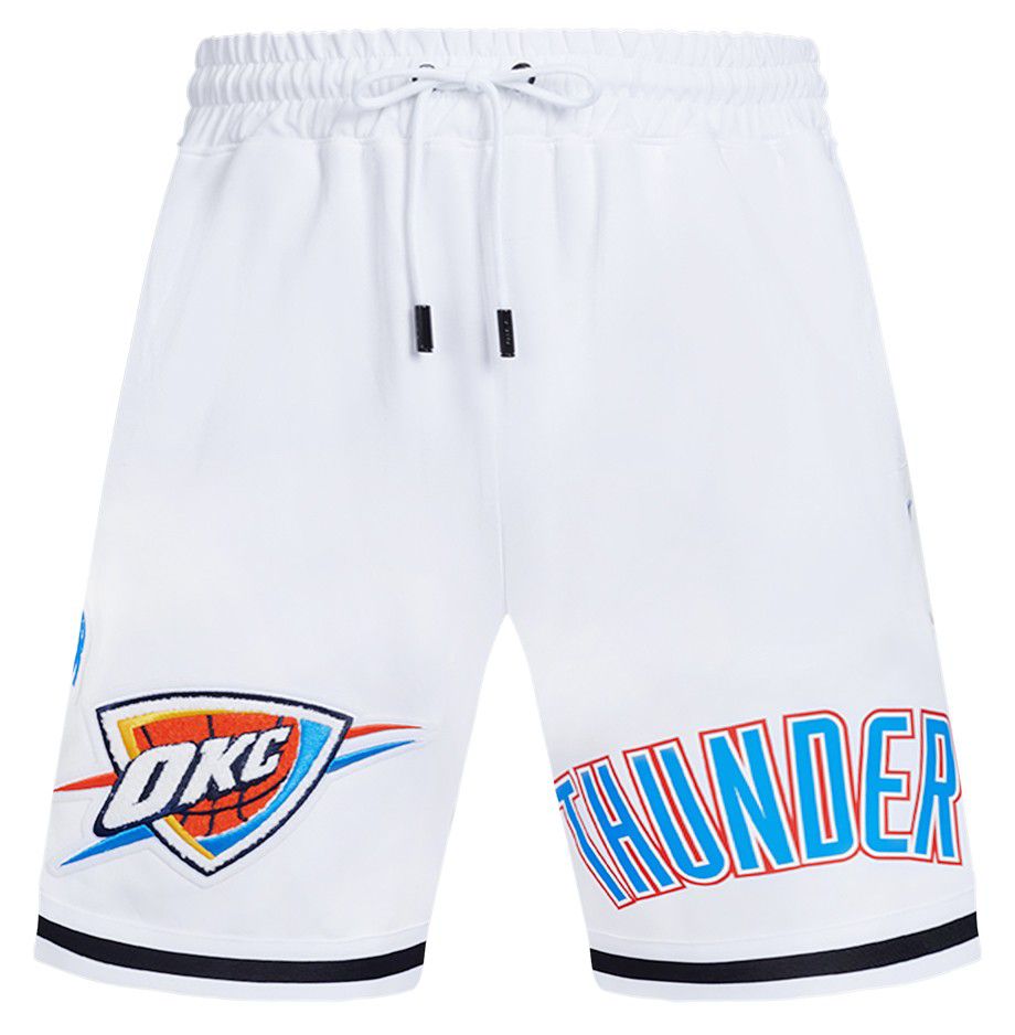 Pro Standard Men's Oklahoma City Thunder Black Classic Chenille Shorts product image