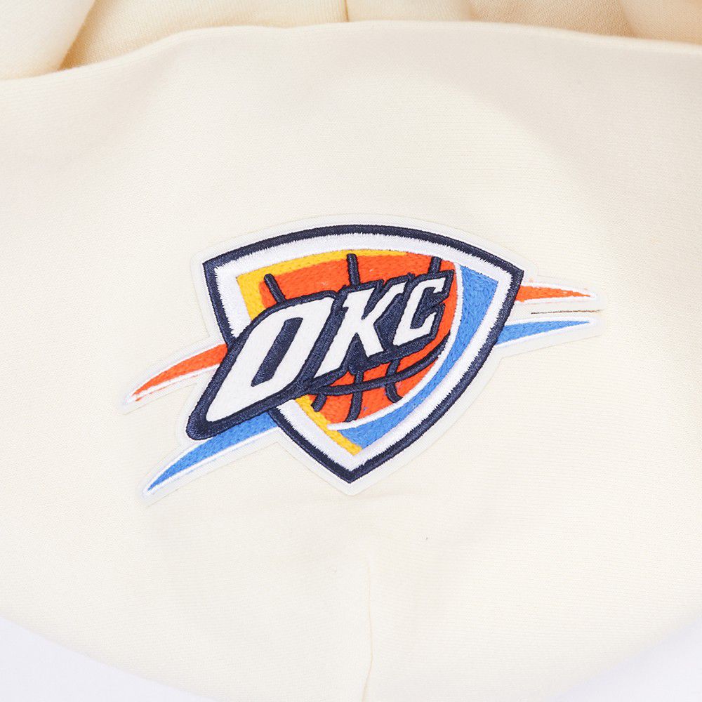 Pro Standard Men's Oklahoma City Thunder Off White Fire And Roses Washed Hoodie product image