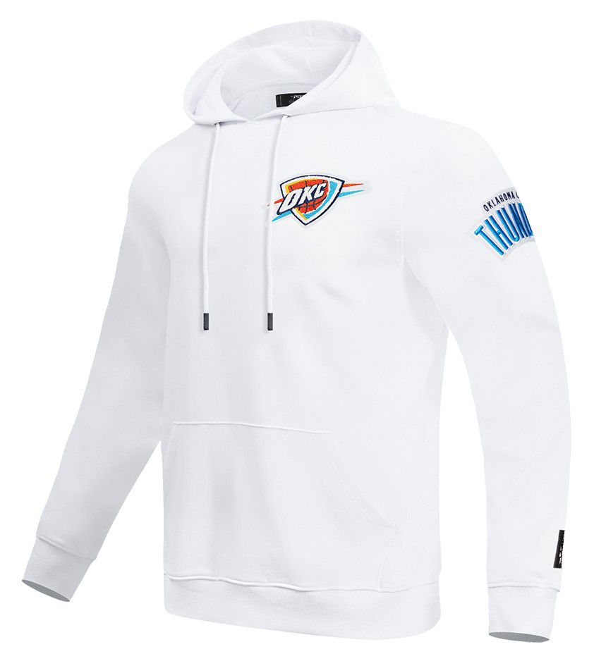 Pro Standard Men's Oklahoma City Thunder Black Classic Chenille Pullover Hoodie product image