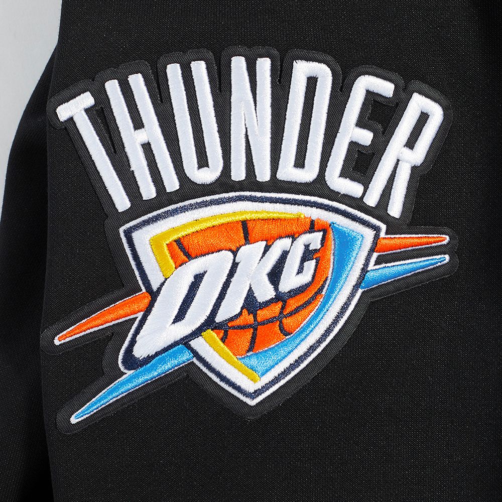 Pro Standard Men's Oklahoma City Thunder Black Classic Chenille Full Zip Hoodie product image