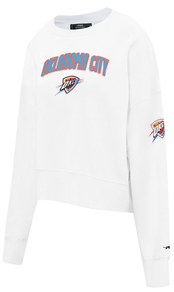Pro Standard Women's Oklahoma City Thunder White Classic Fleece Crewneck Sweatshirt product image