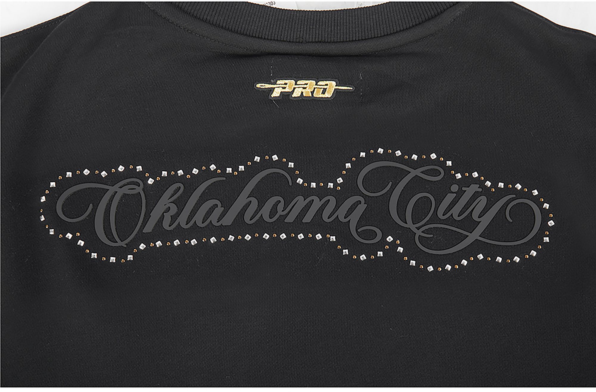 Pro Standard Women's Oklahoma City Thunder Black Renegade Crewneck Sweatshirt product image