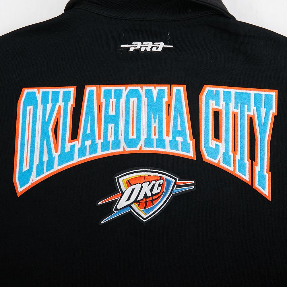Pro Standard Women's Oklahoma City Thunder Black Crest Emblem Long Sleeve Polo product image