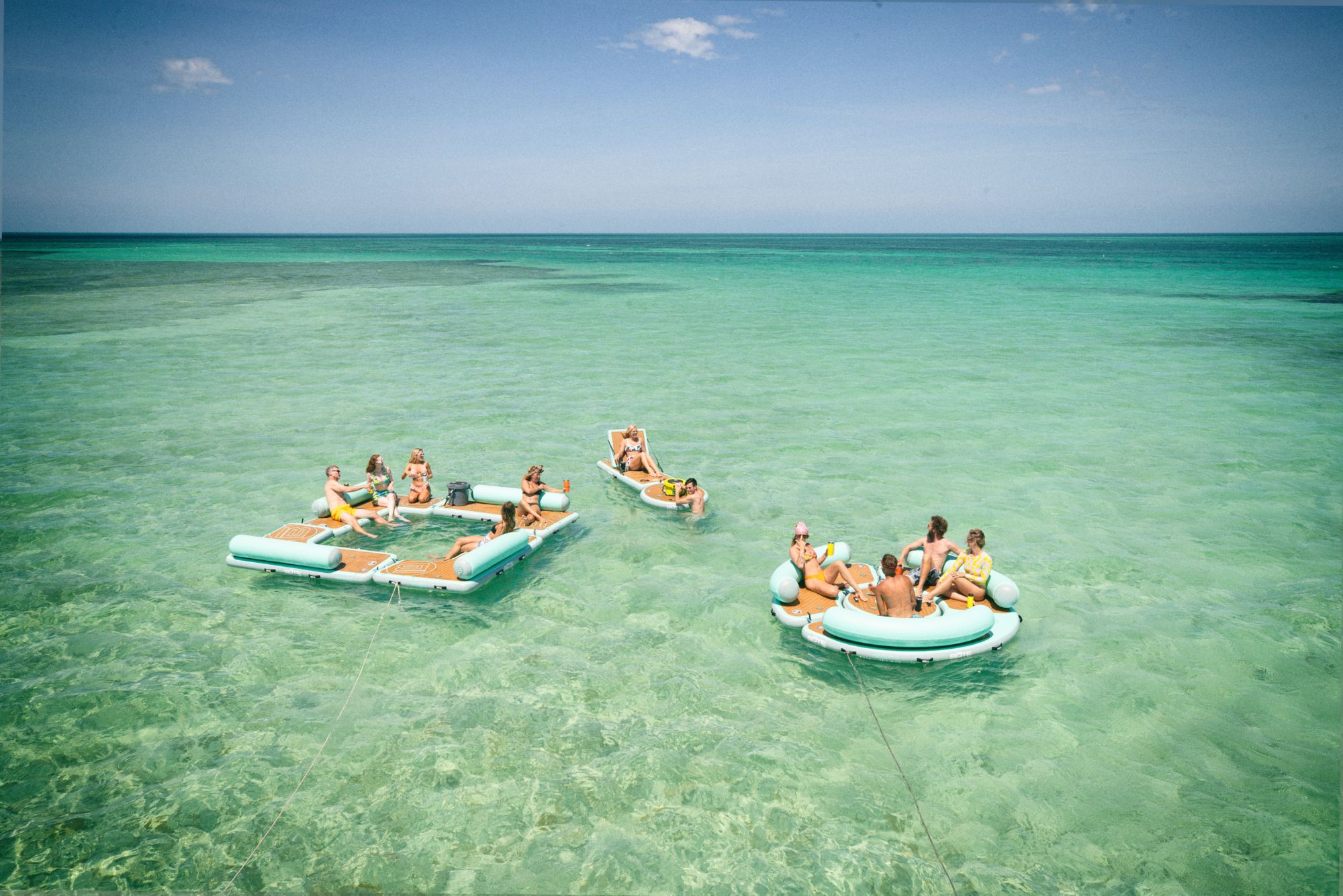 BOTE Inflatable Dock Hangout 120 Classic product image