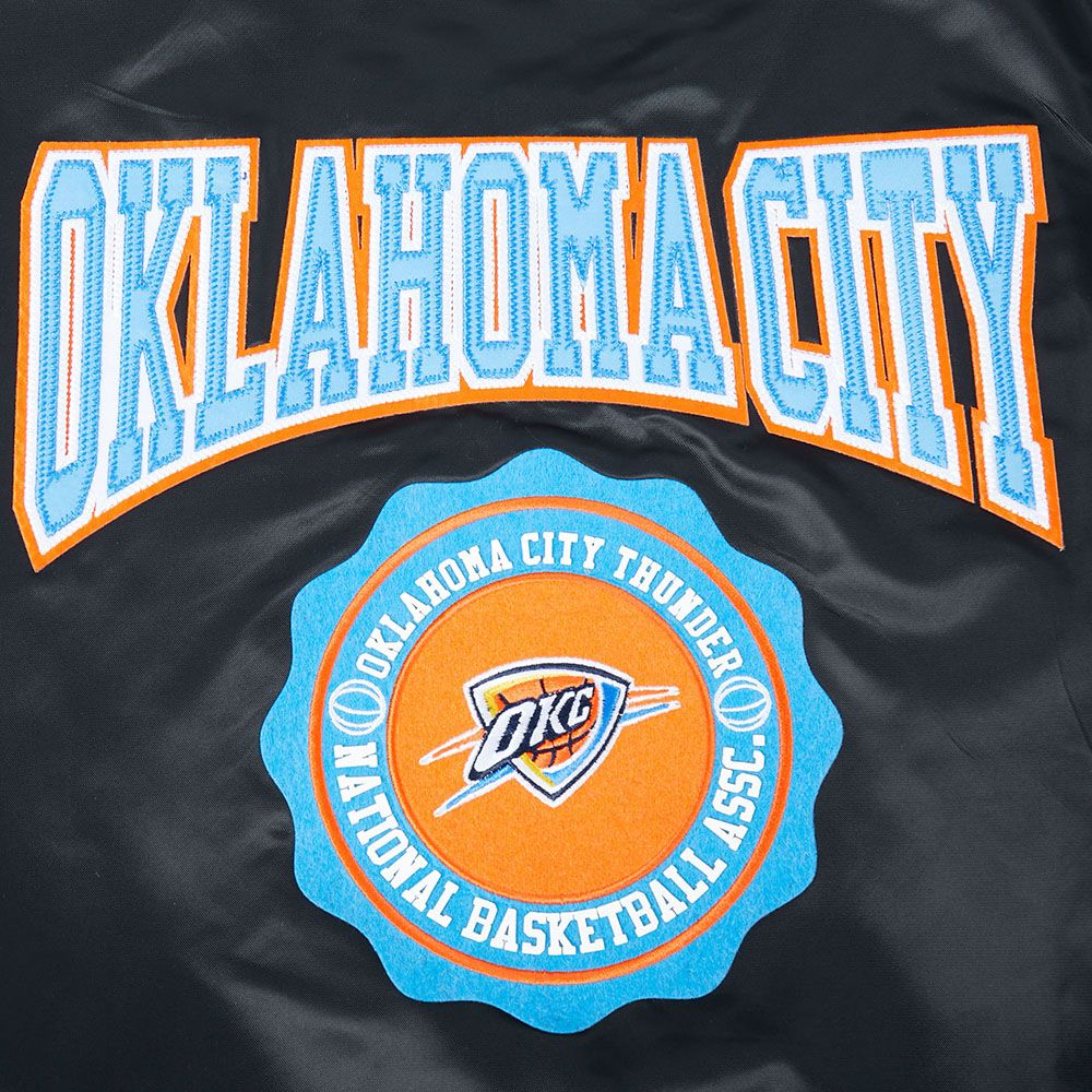 Pro Standard Women's Oklahoma City Thunder Black Crest Emblem Full-Zip Satin Jacket product image