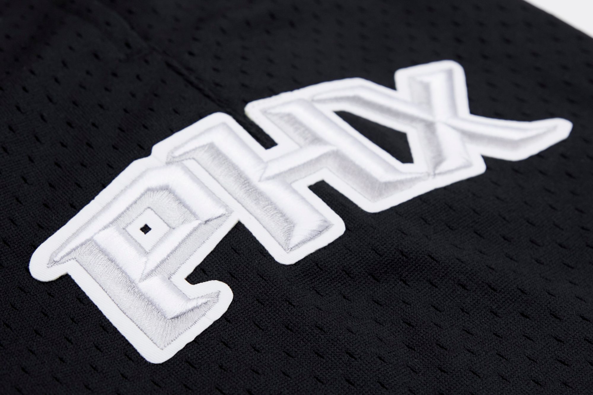 Pro Standard Men's Phoenix Suns Black Classic Mesh Shorts product image