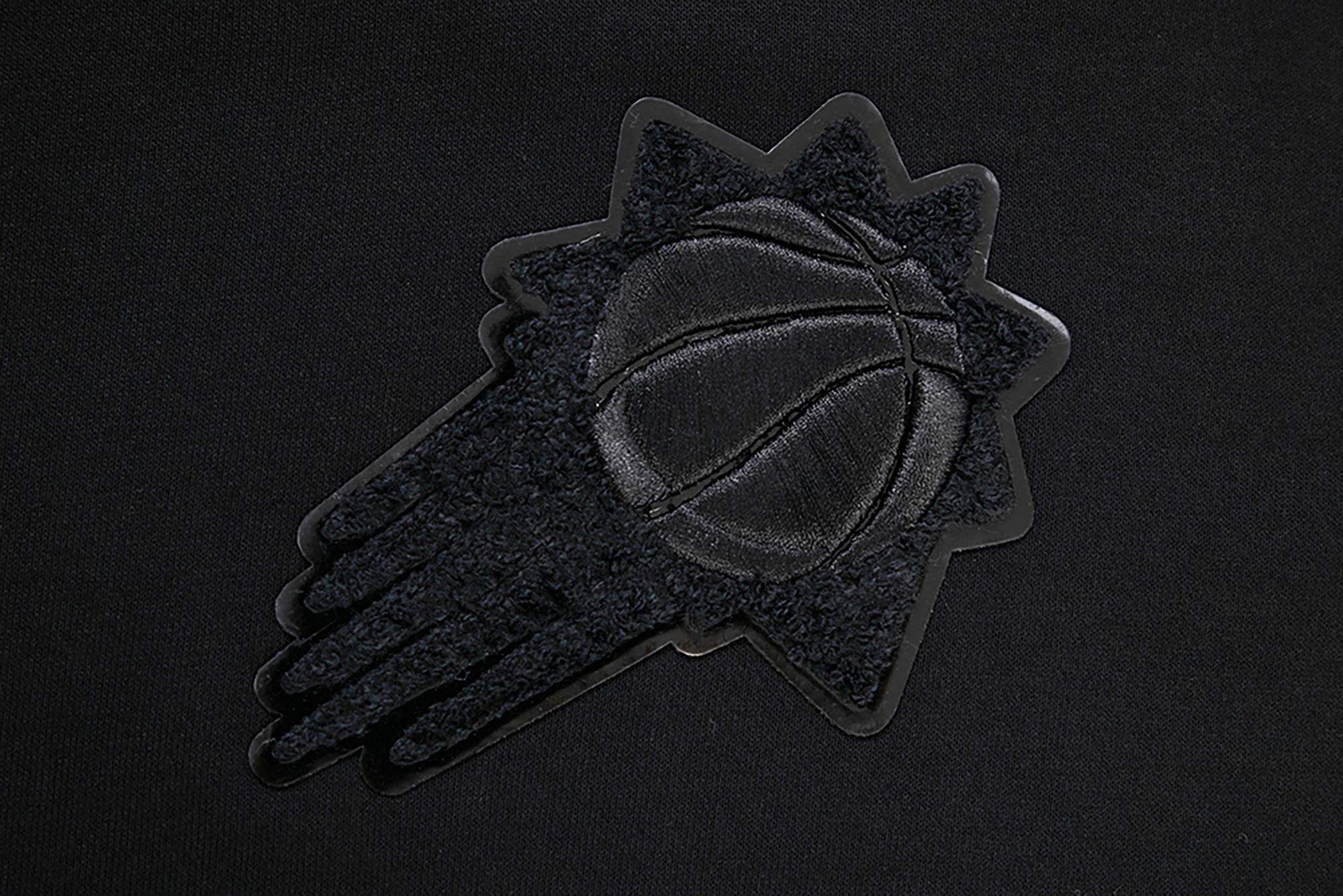 Pro Standard Women's Phoenix Suns Black Cropped Fleece Pullover Hoodie product image