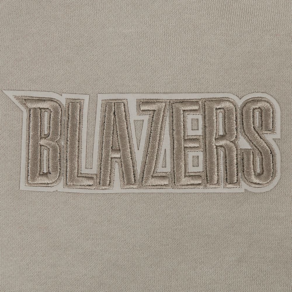 Pro Standard Women's Portland Trail Blazers Wingpsan Crewneck Sweatshirt product image