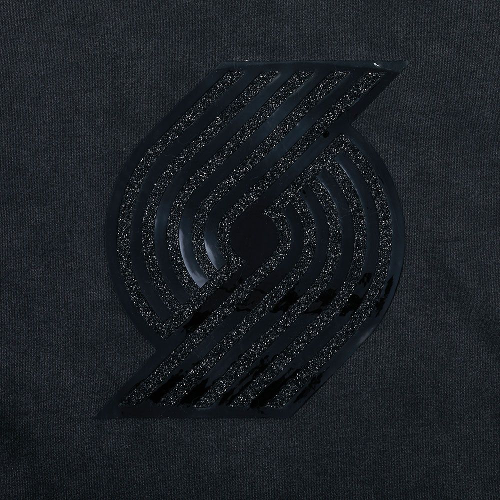 Pro Standard Women's Portland Trail Blazers Crystalline Cropped Pullover Hoodie product image