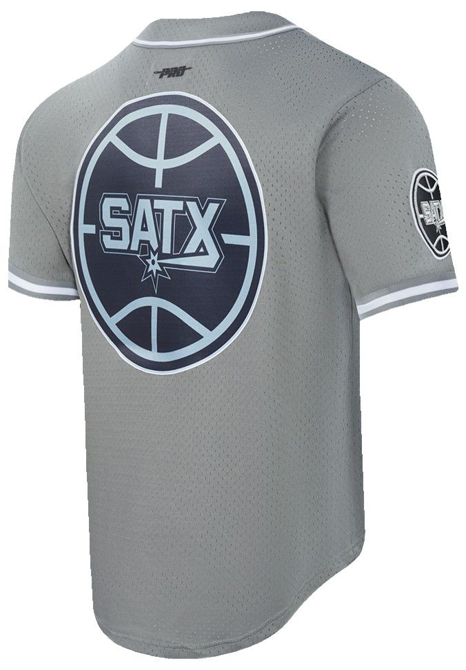 Pro Standard Men's San Antonio Spurs Gray Script Tail Mesh Button Down Shirt product image