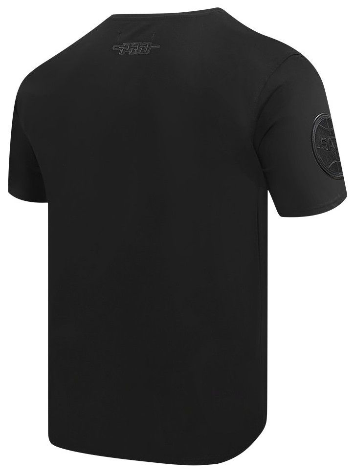 Pro Standard Men's San Antonio Spurs Black Classic Chenille T-Shirt product image