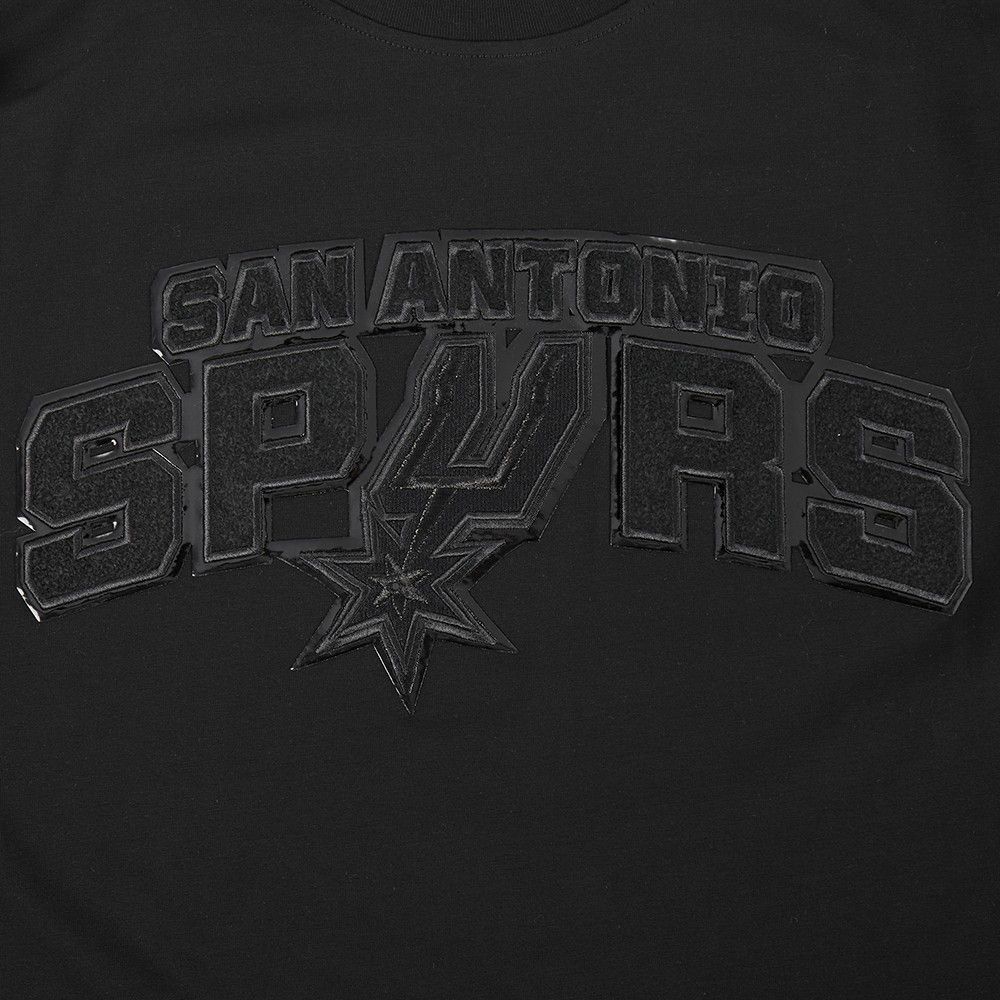 Pro Standard Men's San Antonio Spurs Black Classic Chenille T-Shirt product image