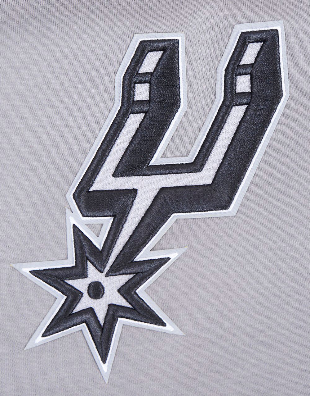 Pro Standard Men's San Antonio Spurs Gray Script Tail Fleece Shorts product image