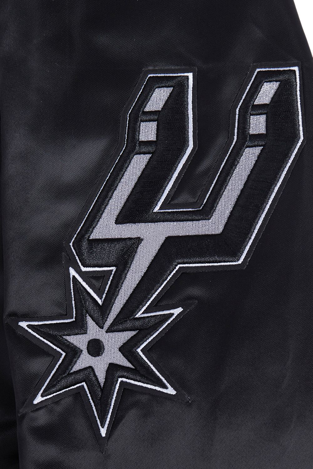 Pro Standard Men's San Antonio Spurs Black Script Tail Satin Jacket product image
