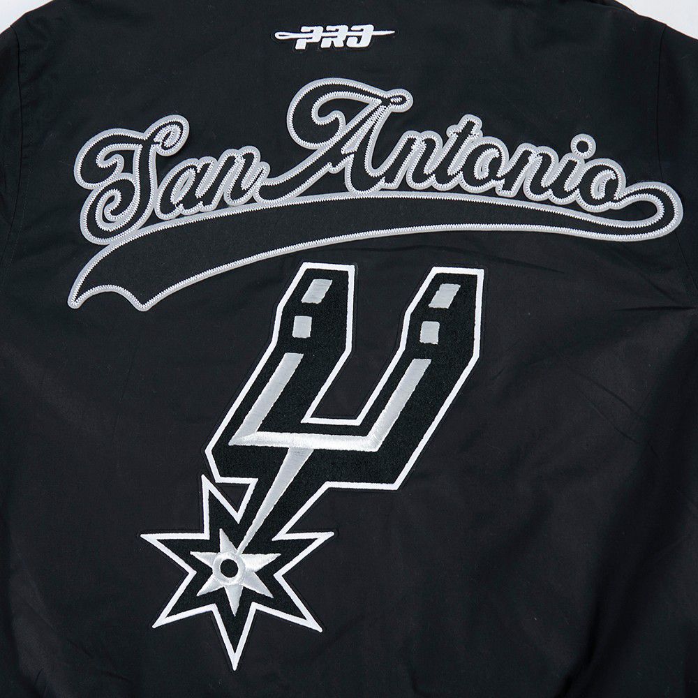 Pro Standard Men's San Antonio Spurs Black Living Large Jacket product image