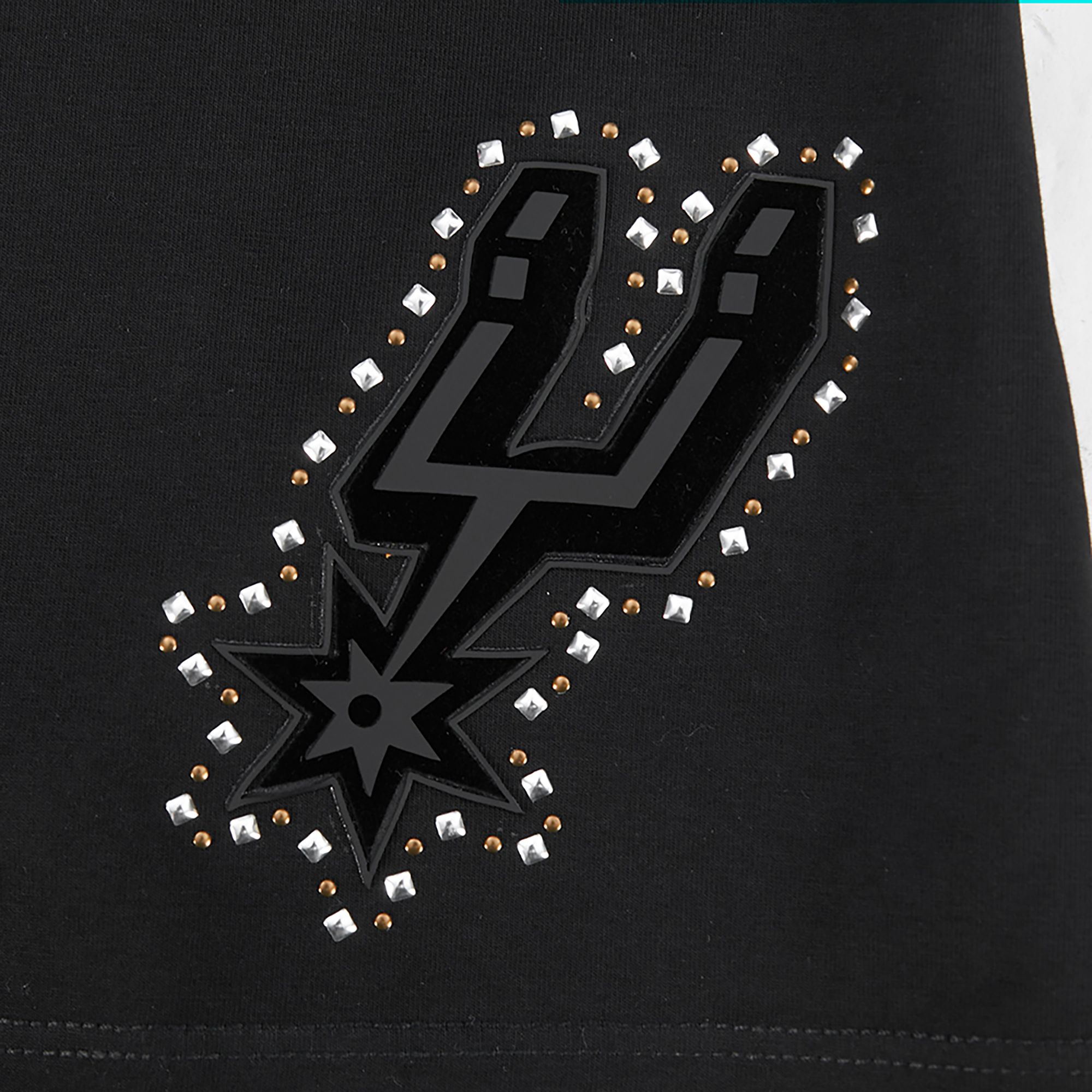 Pro Standard Women's San Antonio Spurs Black Renegade Crewneck Sweatshirt product image