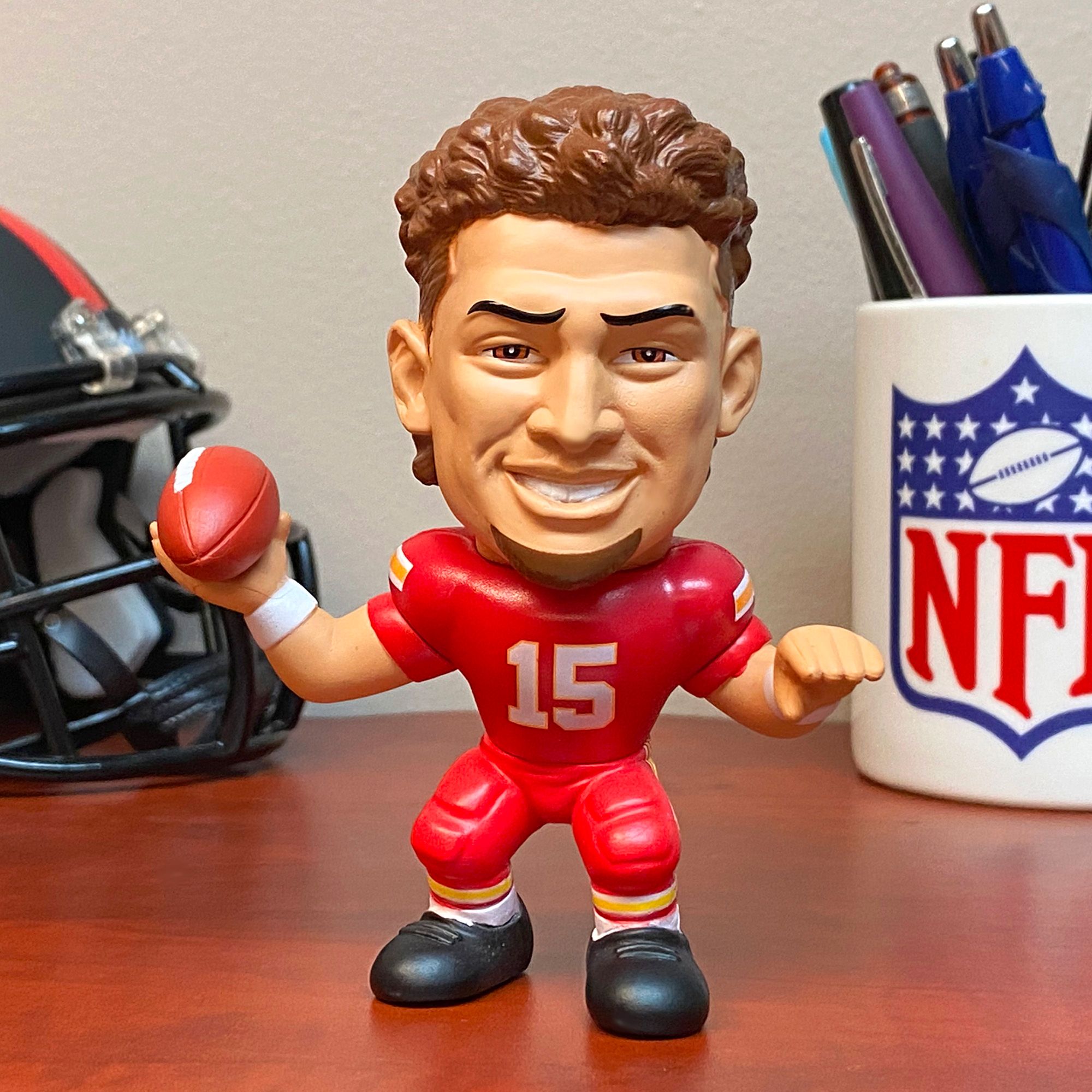 Party Animal Kansas City Chiefs Patrick Mahomes Big Shot Figurine product image