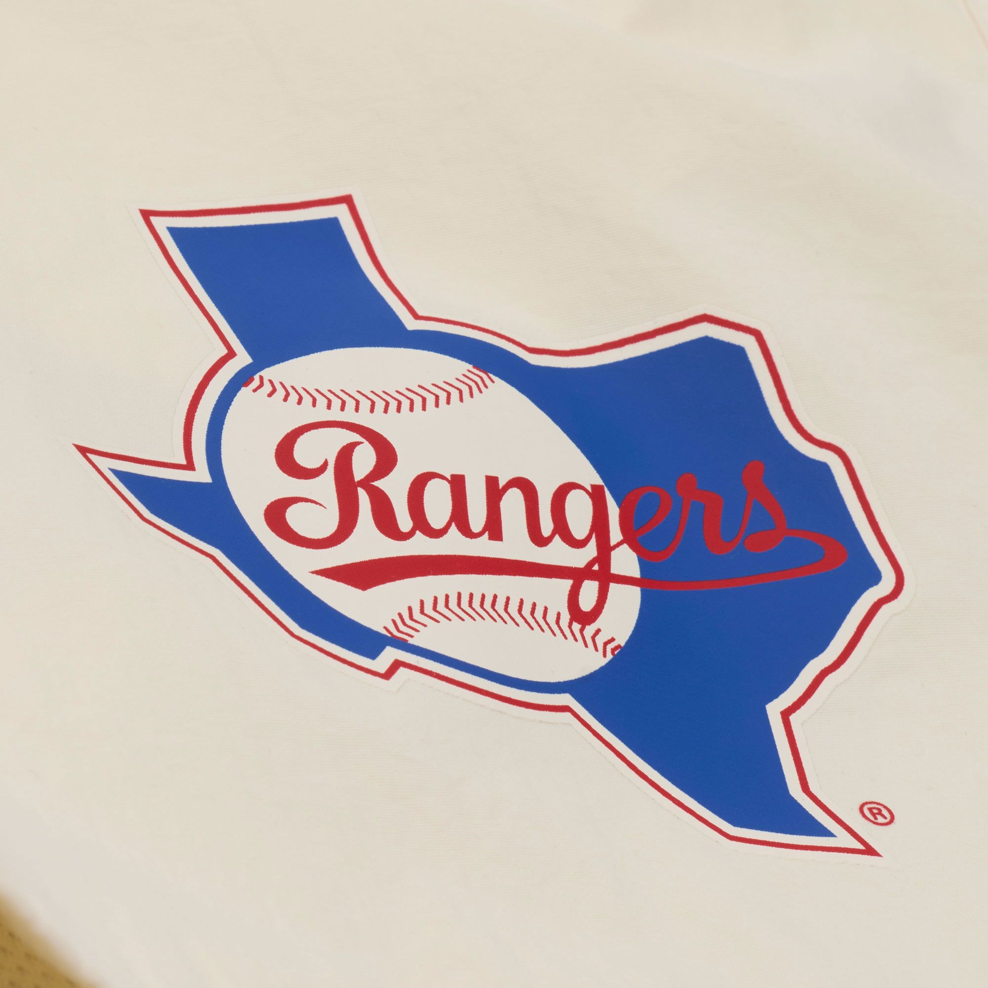 Mitchell & Ness Men's Texas Rangers Cream 7" Heritage Woven Shorts product image