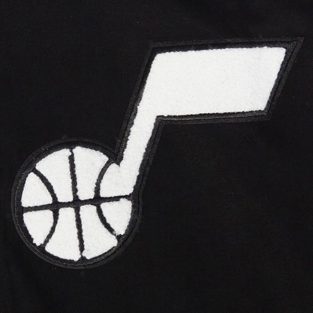 Pro Standard Men's Utah Jazz Black Classic Chenille Full-Zip Hoodie product image