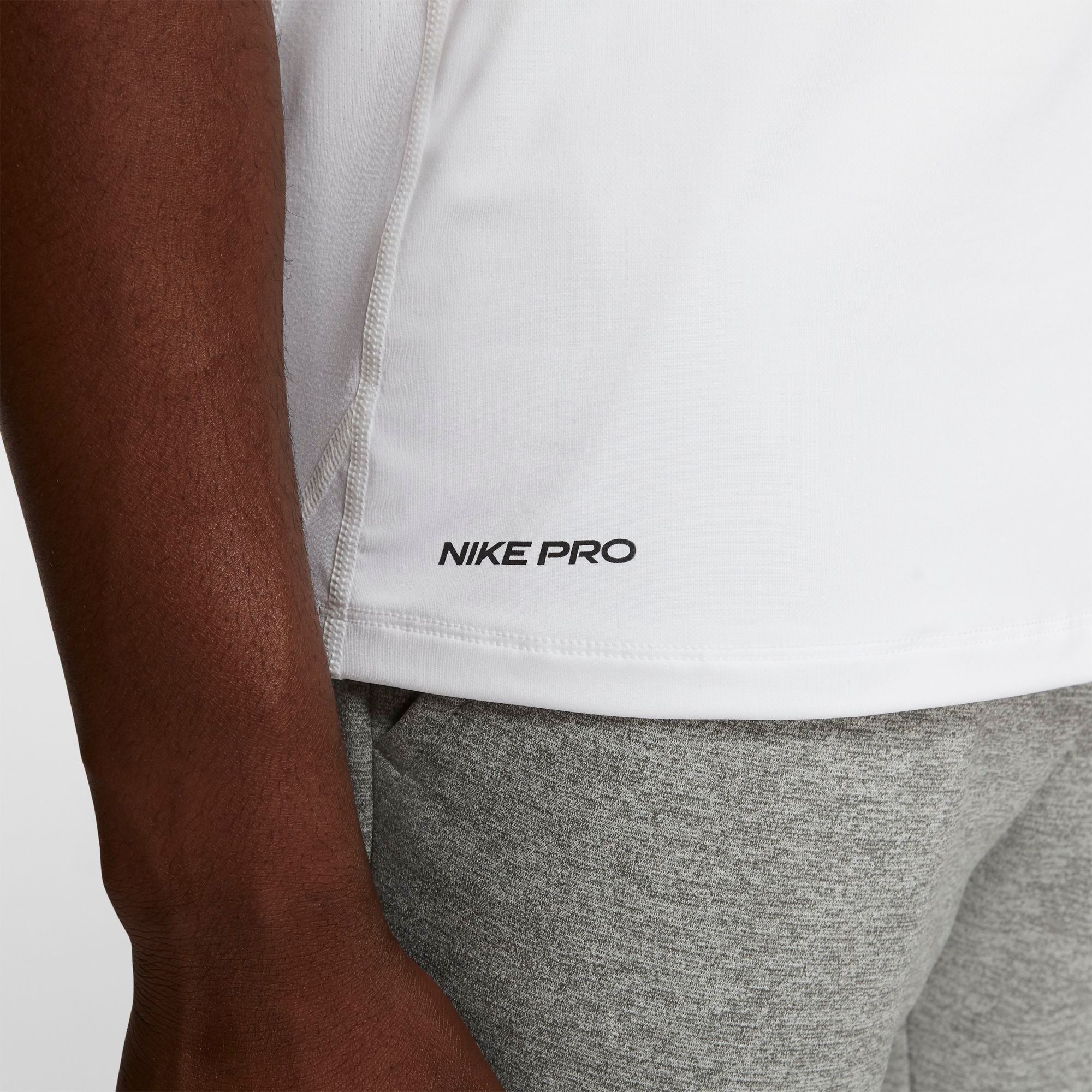Nike Men's Pro Slim T-Shirt product image