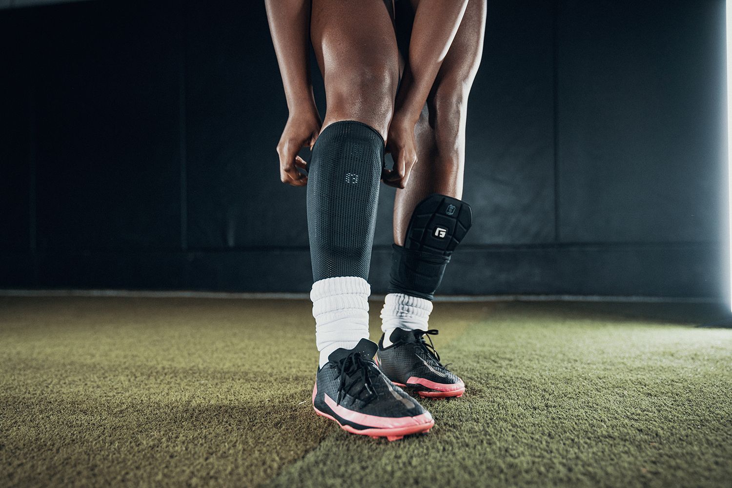 G-FORM Pro-S Blade Shin Guards product image