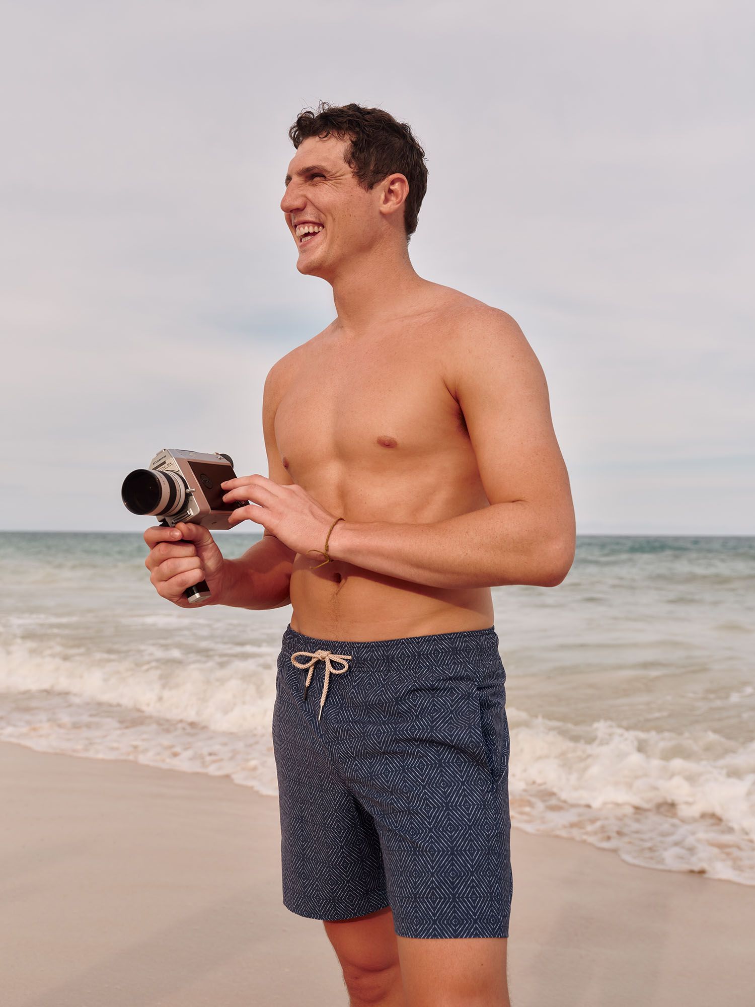 Fair Harbor Men's Bayberry 7" Swim Trunks product image