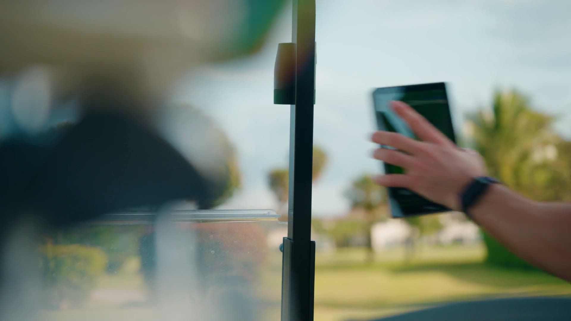 Pinned Golf Caddie GPS Golf Tablet product