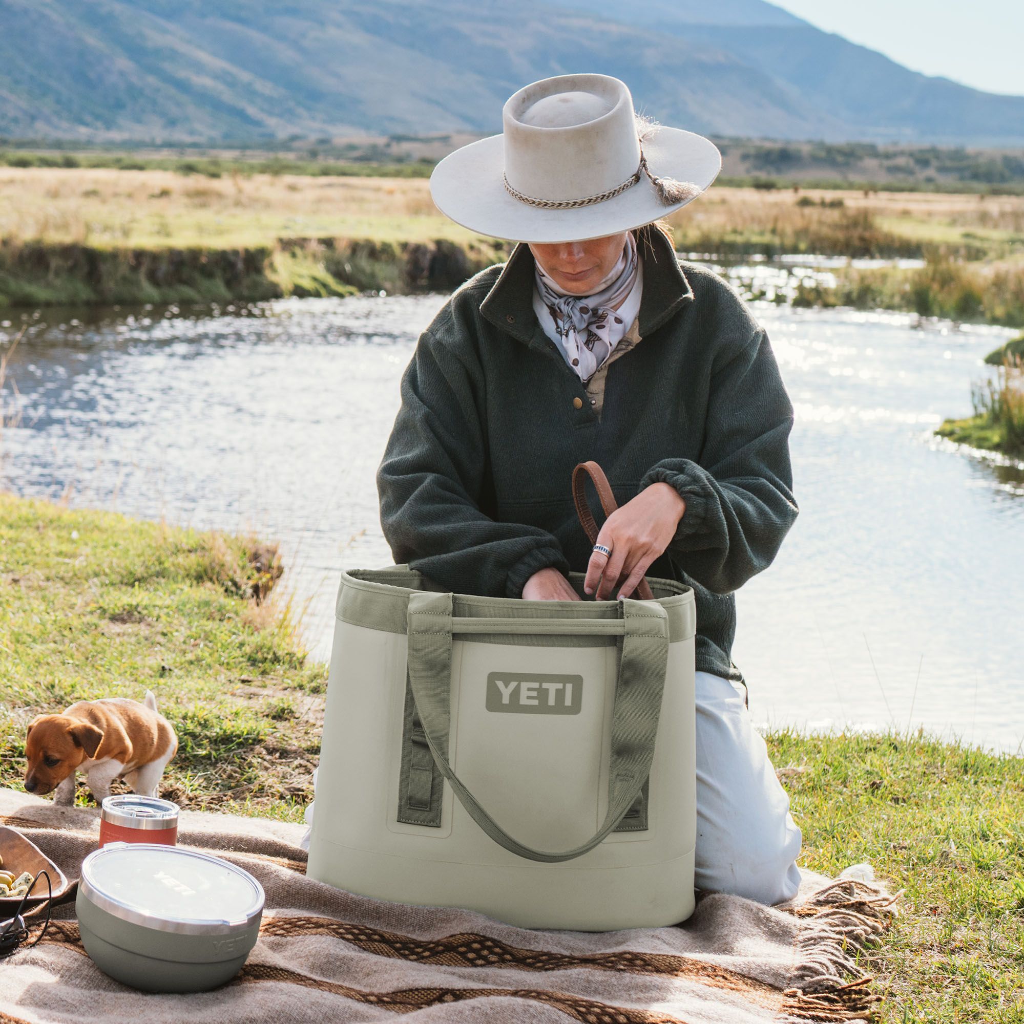 YETI Camino 35 Carryall 2.0 Tote Bag product image