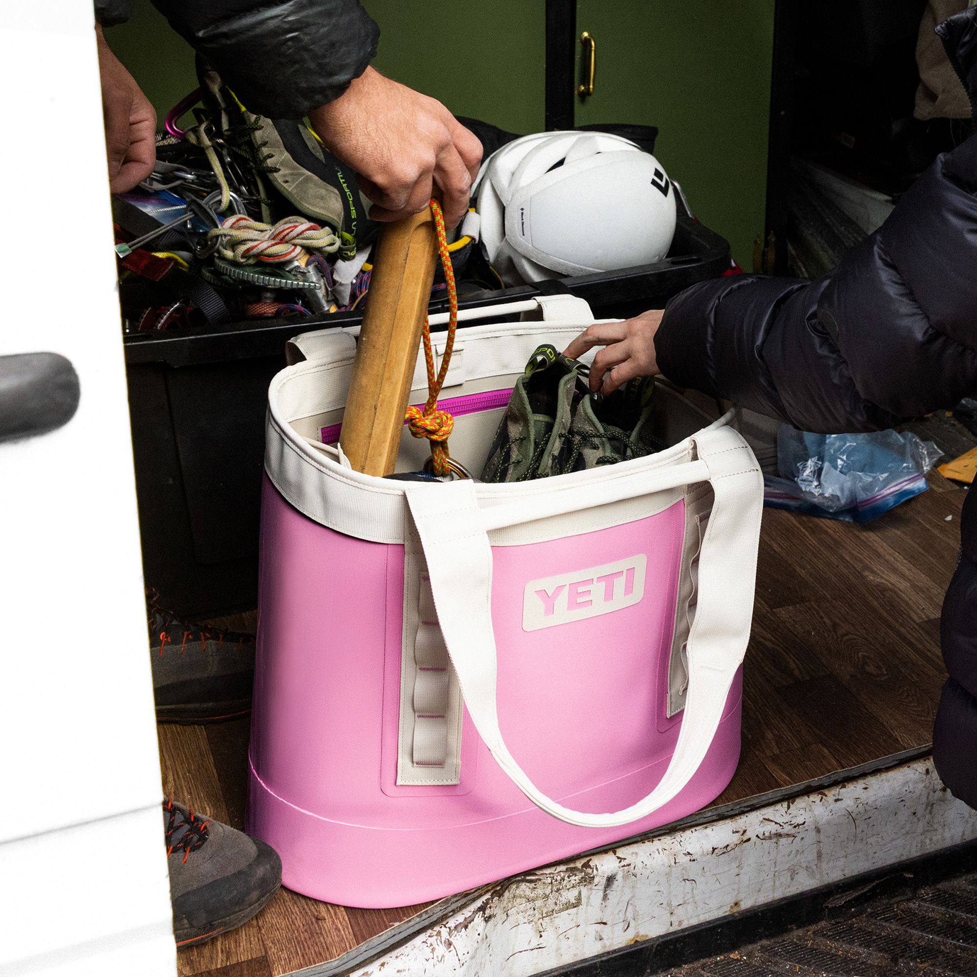 YETI Camino 35 Carryall 2.0 Tote Bag product image