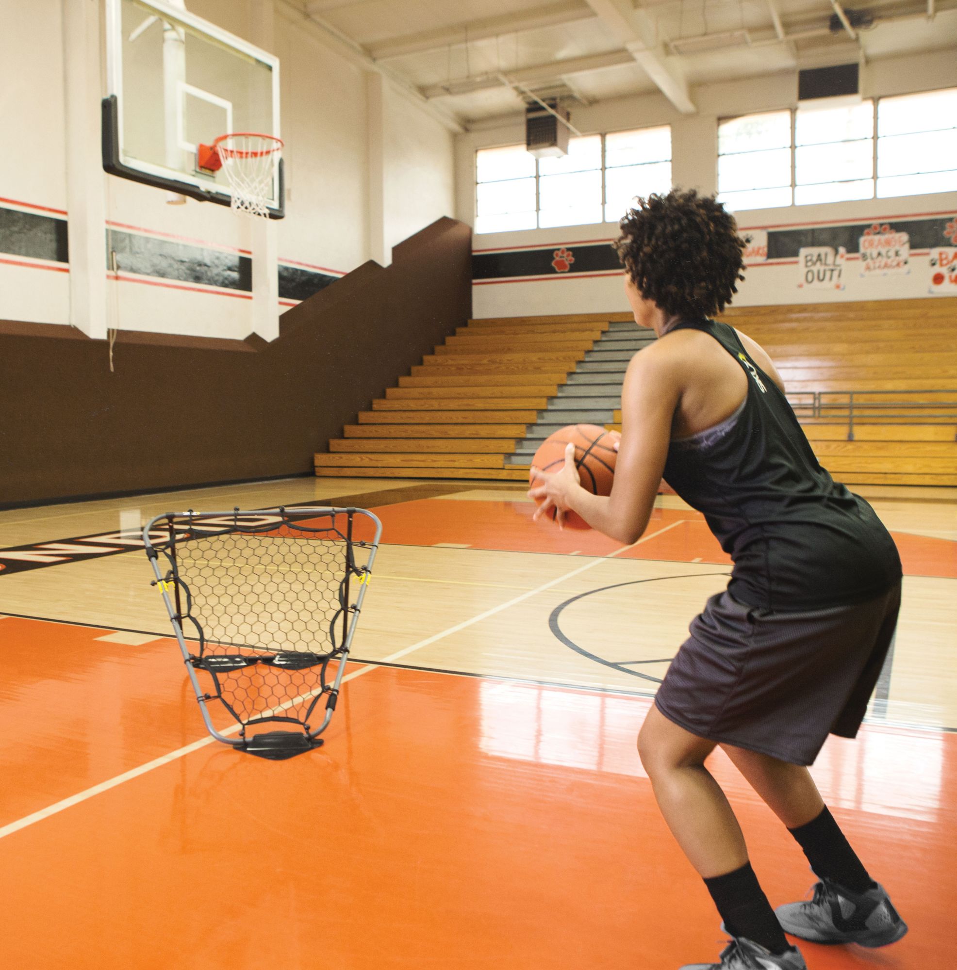 SKLZ Solo Assist Basketball Trainer product image