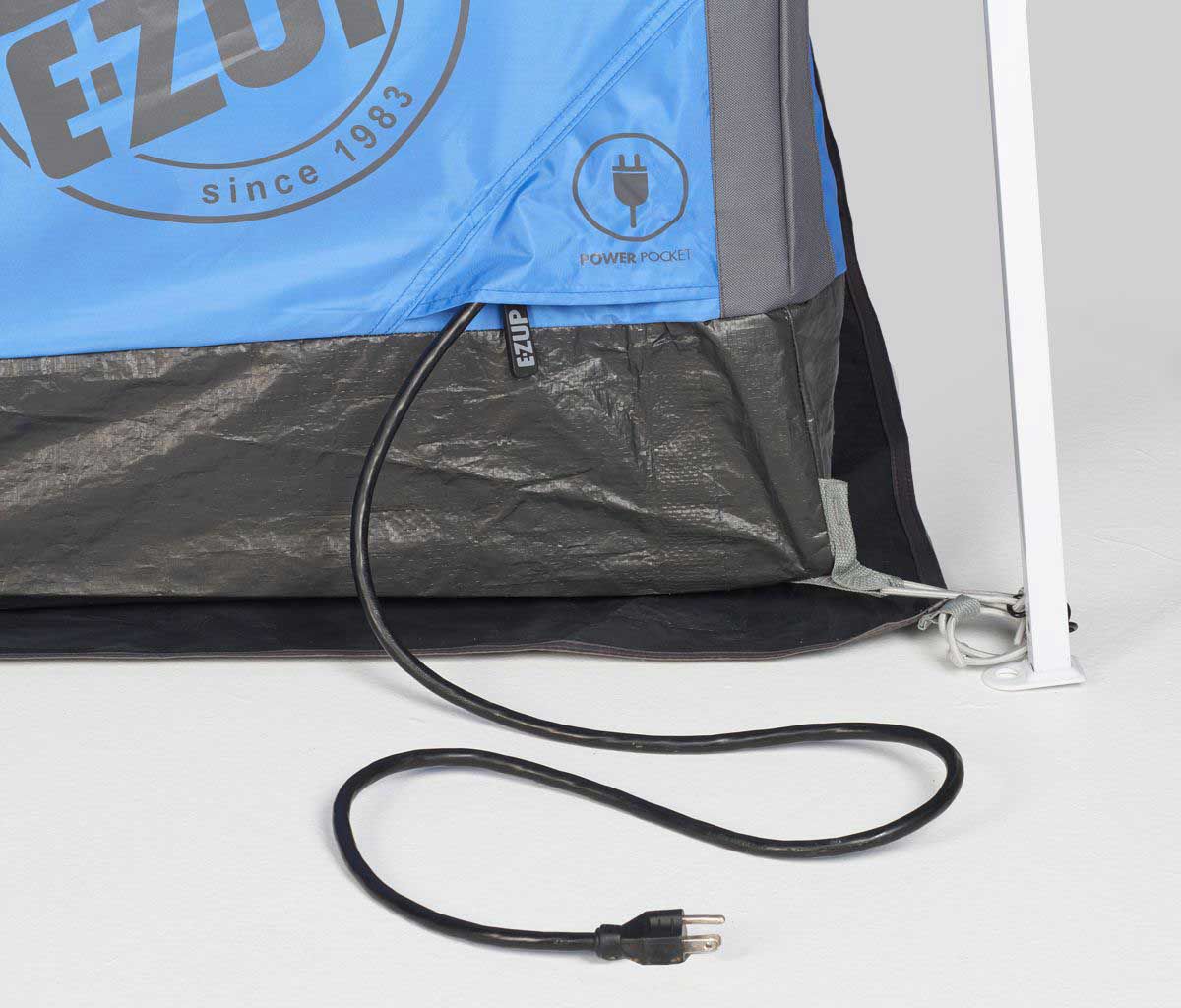 E-Z UP 6 Person Straight Leg Camping Cube product image