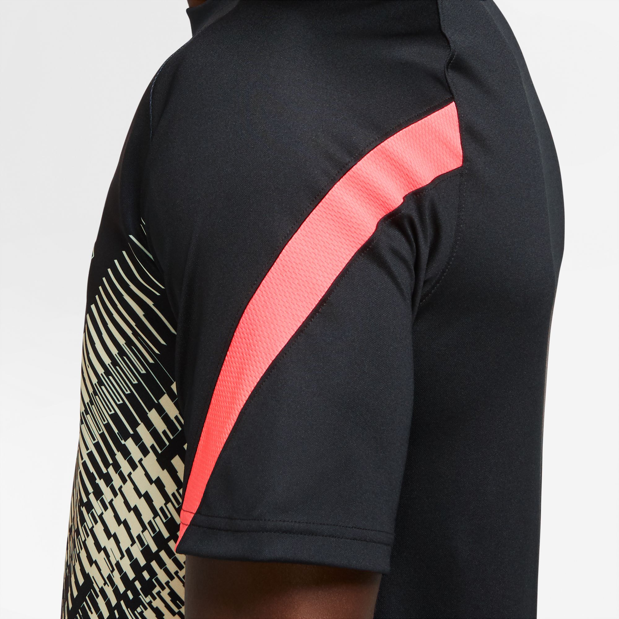 tottenham hotspur pre match shirt