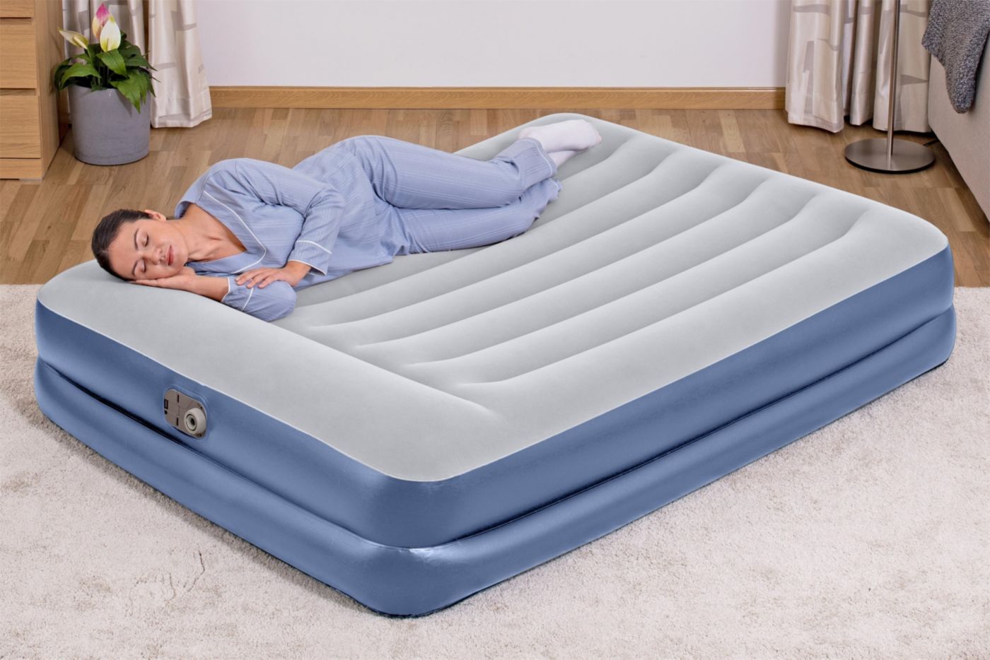 Queen airbed hotsell