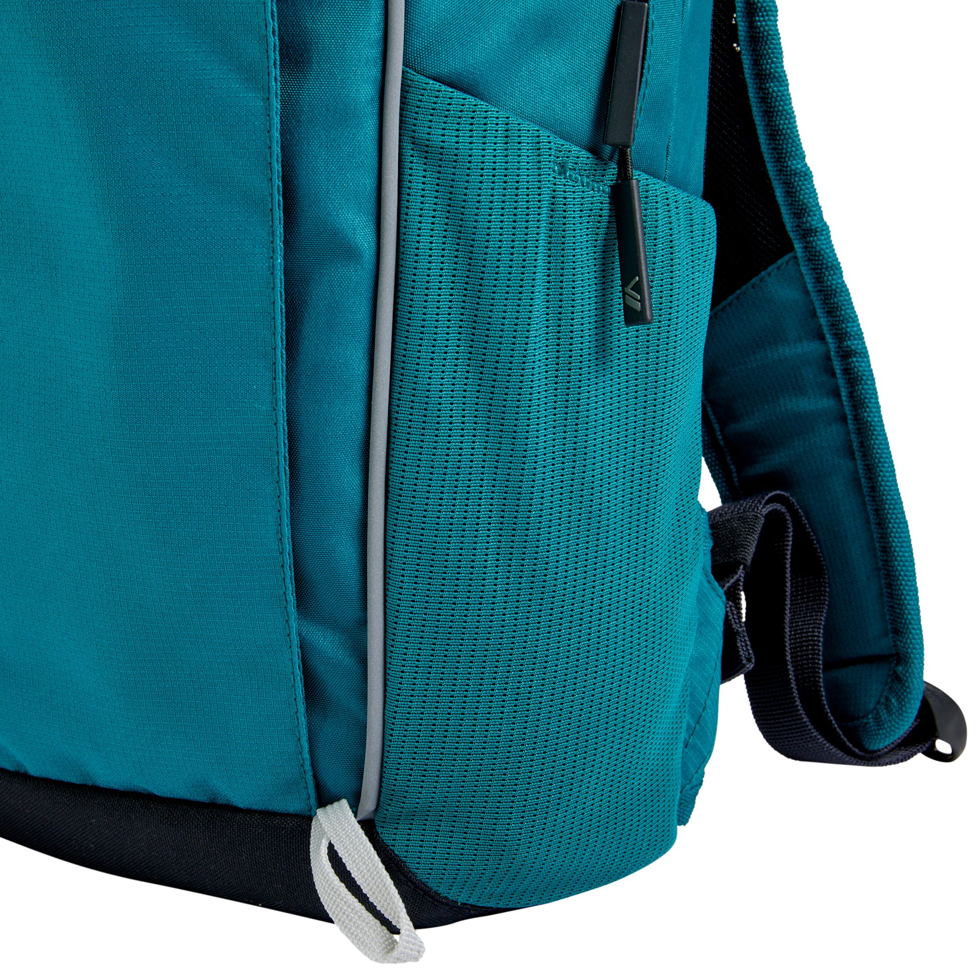 Quest Adrift 18L Hydration Pack product image