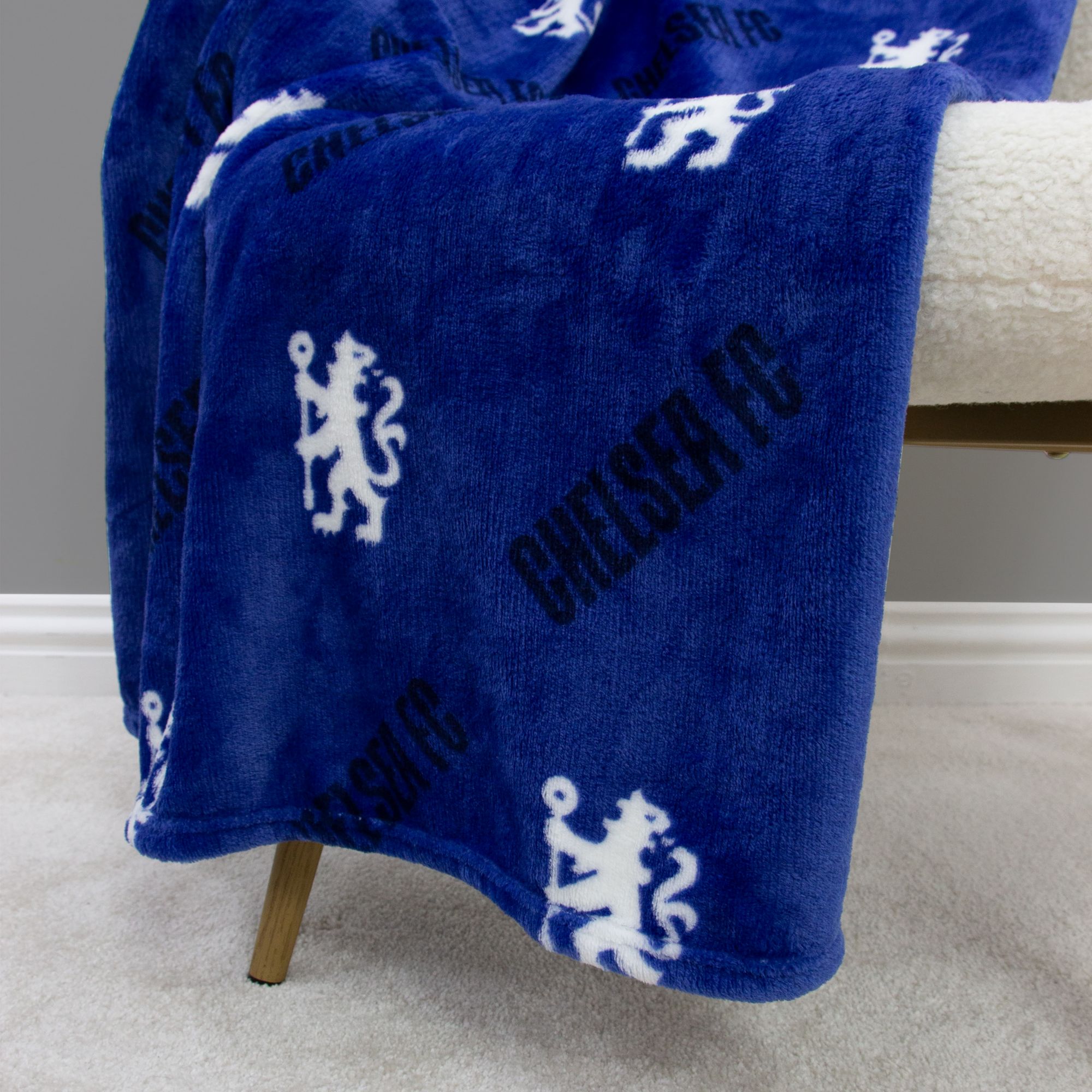 Character World Chelsea FC Fleece Blanket product image