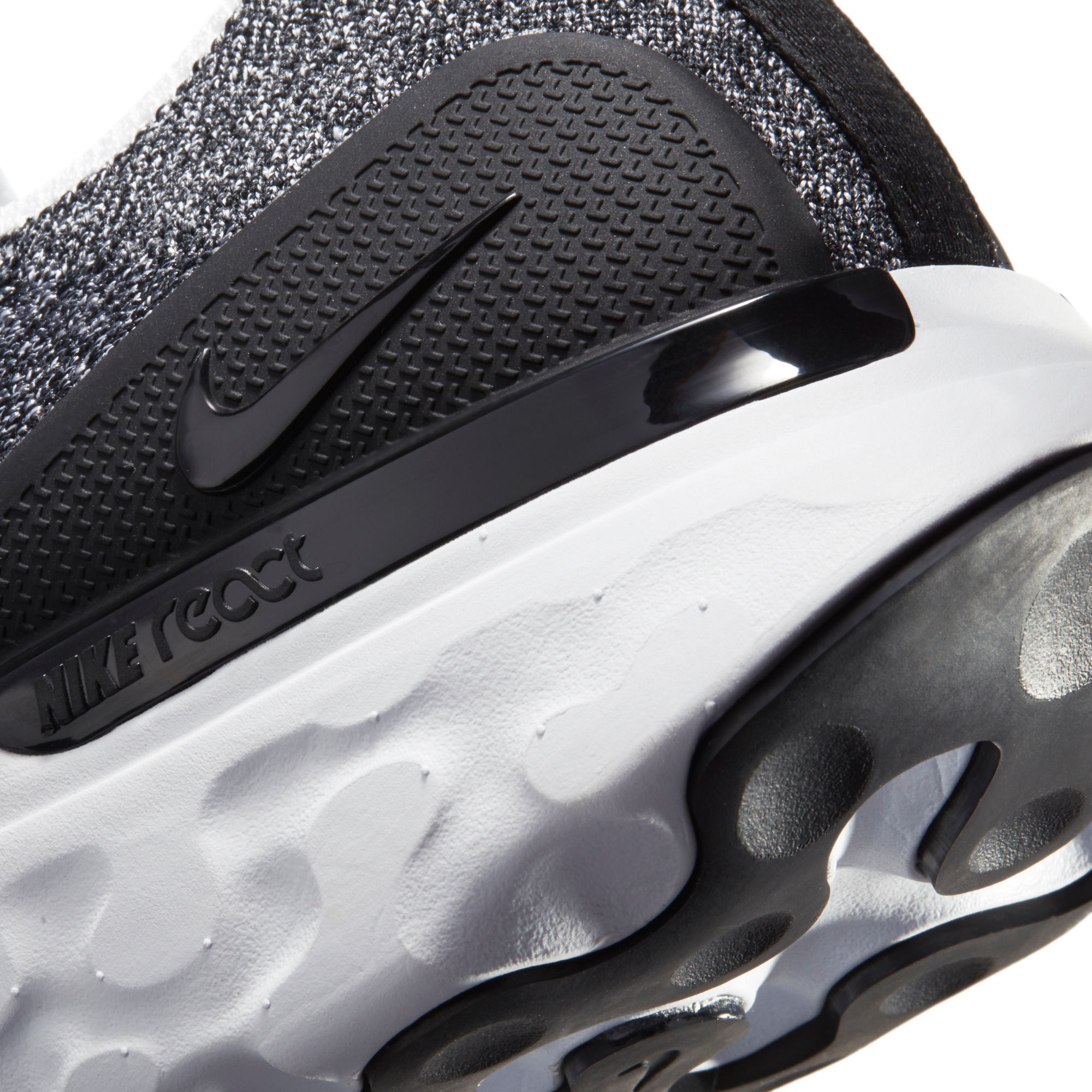 Nike Women's React Phantom Run Flyknit 2 Running Shoes product image