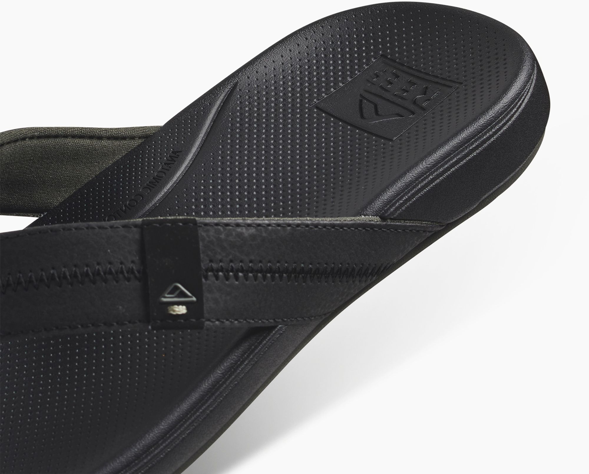 Reef Men's Cushion Phantom 2.0 Flip Flop product image