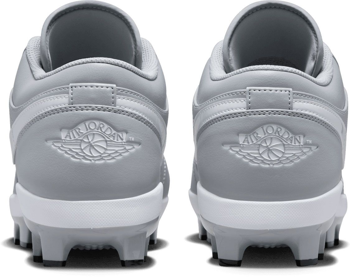 Jordan 1 Retro Men's MCS Baseball Cleats product image