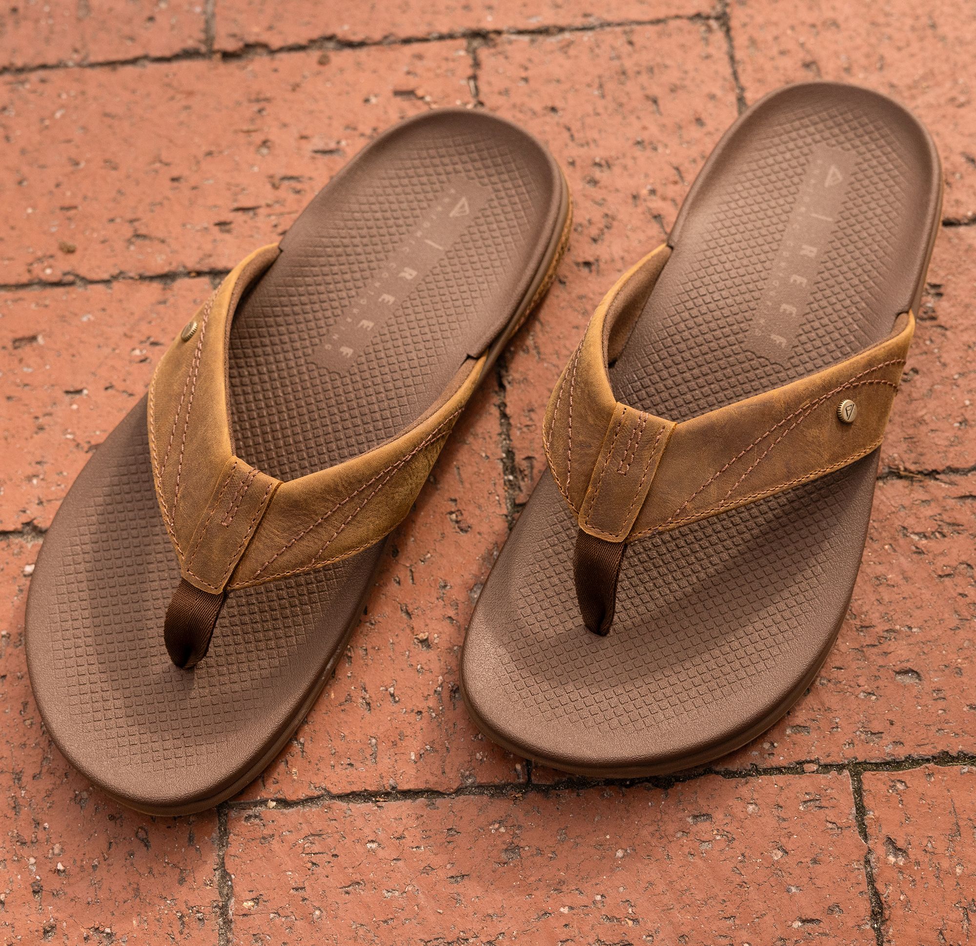 Reef Men's Phantom Lux Sandals product image