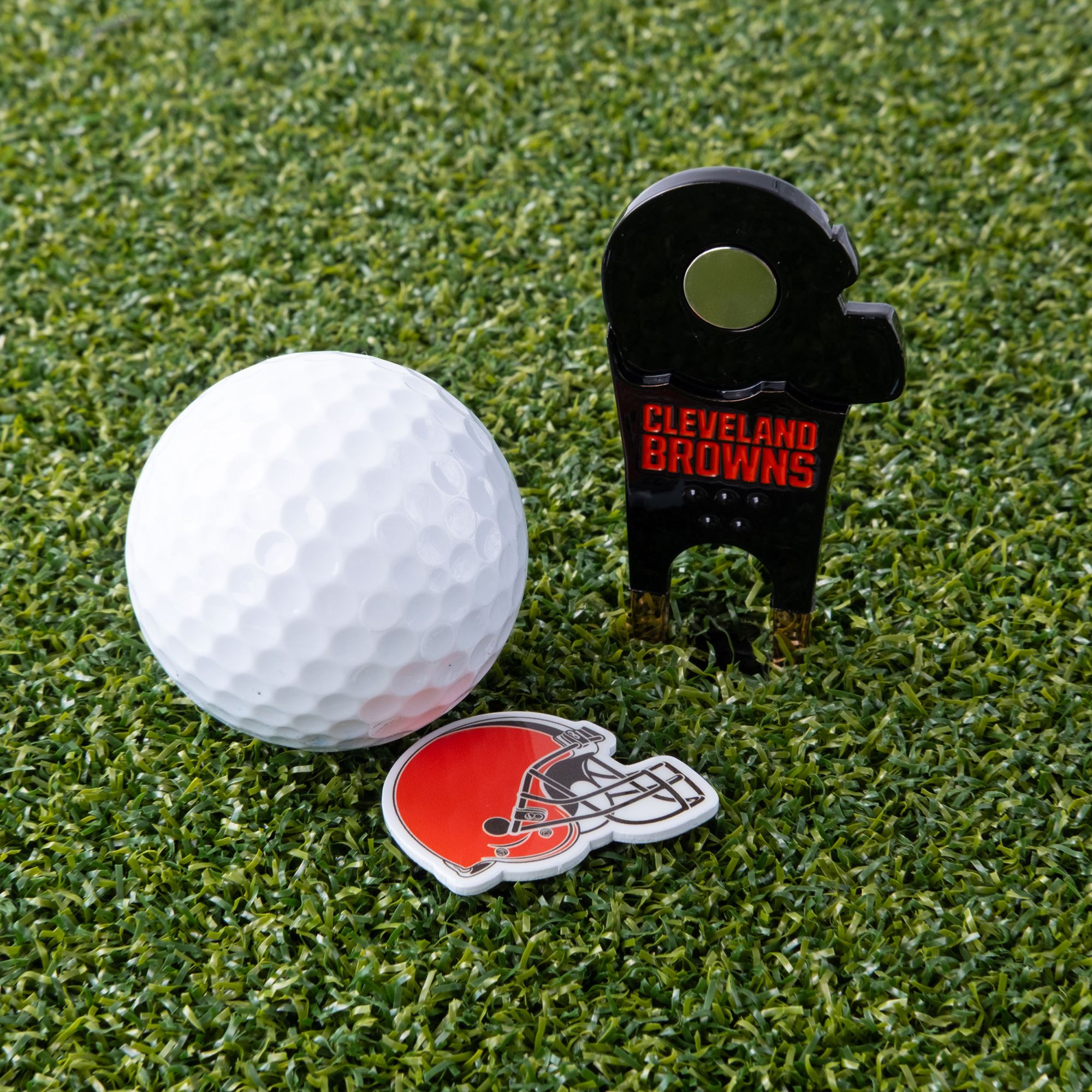 CMC Design Cleveland Browns Divot Tool with Custom Shaped Removable Marker product image