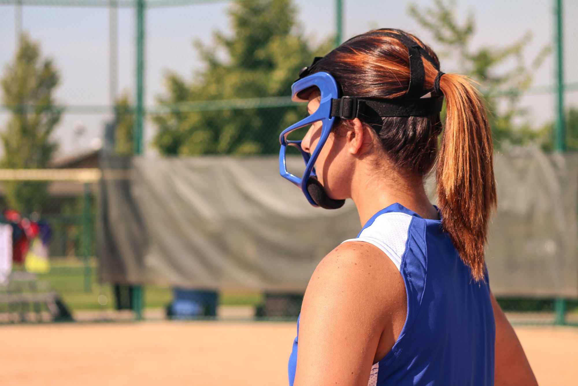 CHAMPRO Girls'  Rampage Lightweight Magnesium Softball Fielder's Facemask product image